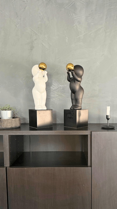 Estatua contemplativa