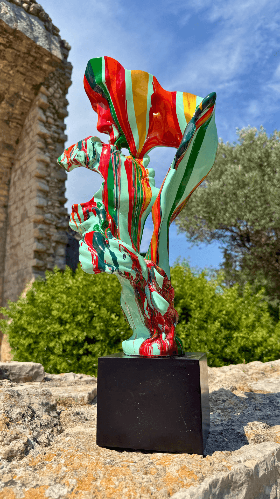 Estatua del beso frontal