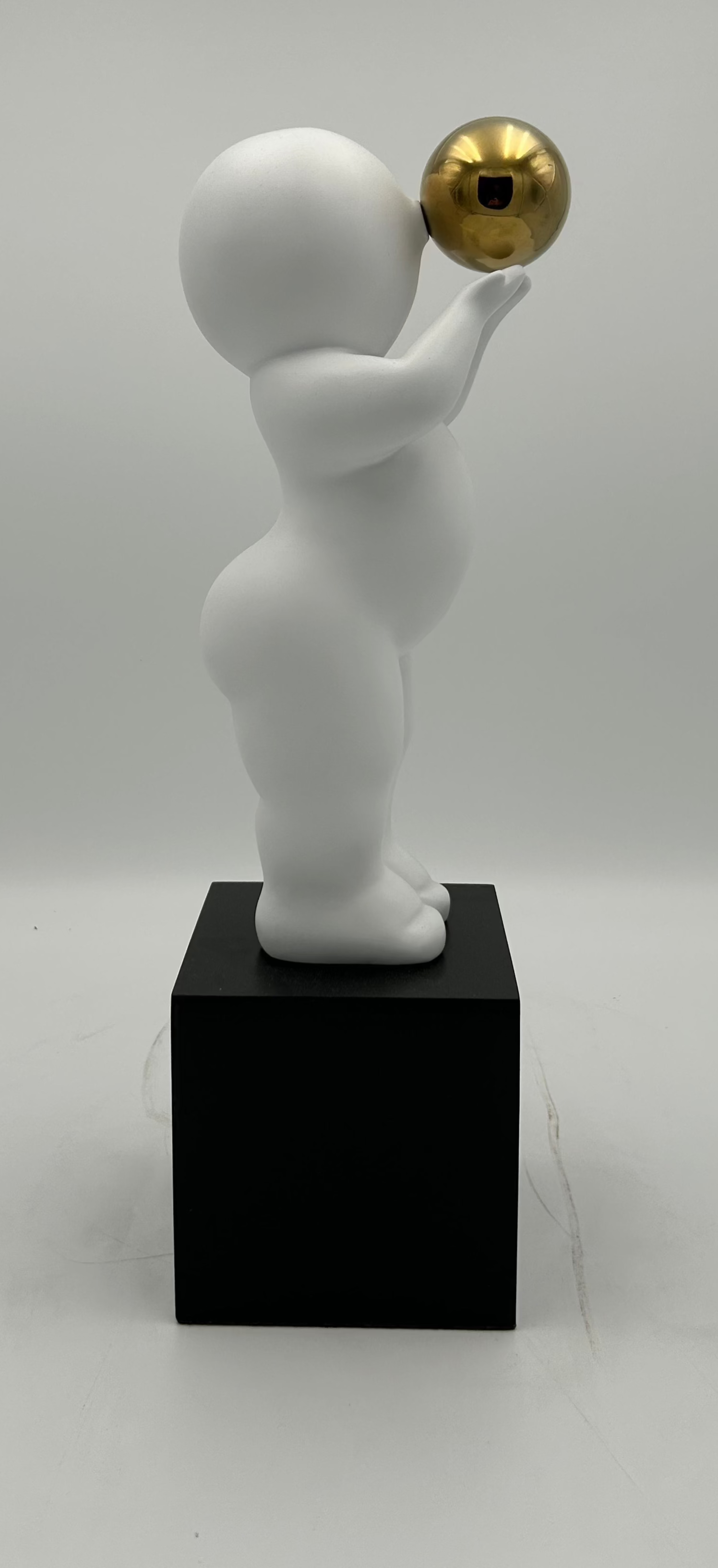 Estatua contemplativa